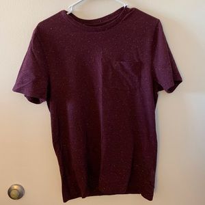 Maroon pocket t shirt